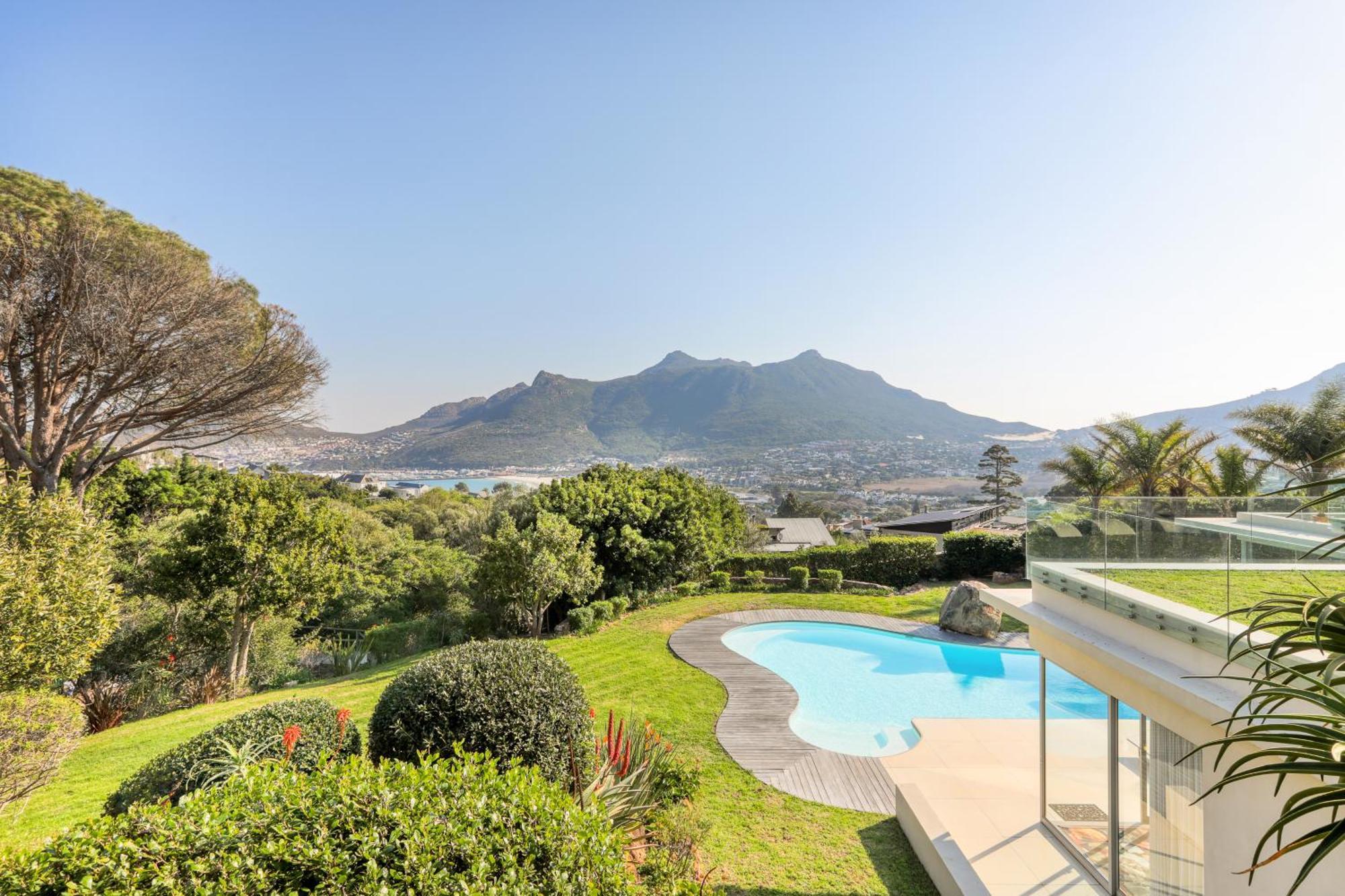 Flightdeck Villa
